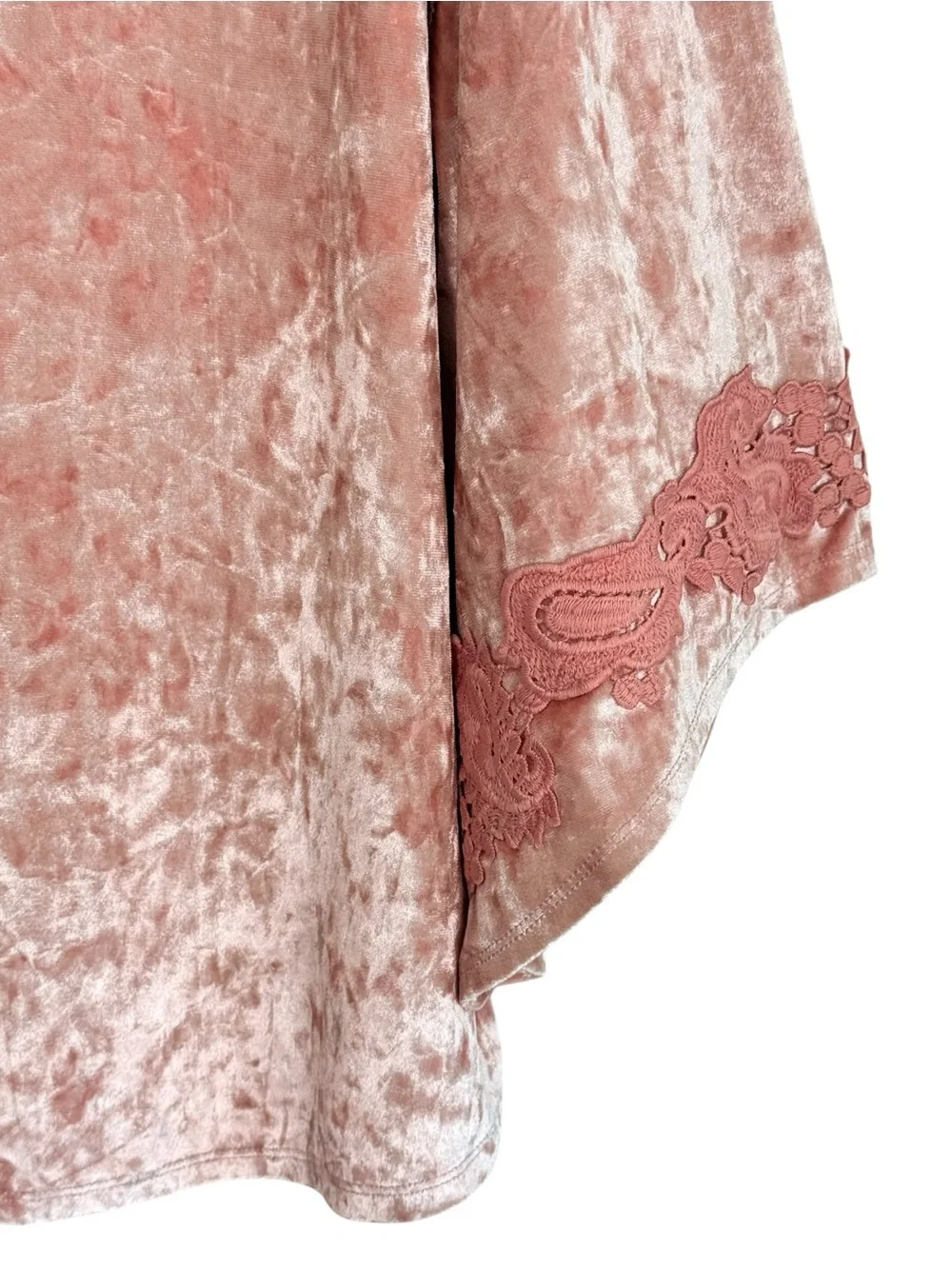 Westport 1962 Crushed Velvet Lace Trim Bell Sleeve Top Dusty Rose Pink L